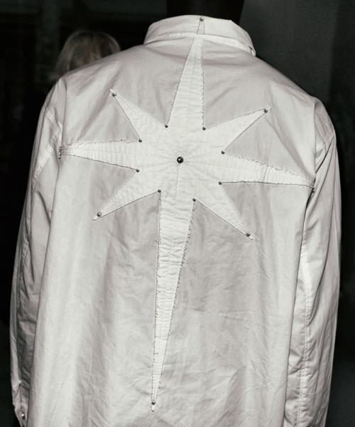 바이퍼 로고 리벳 셔츠 - 화이트