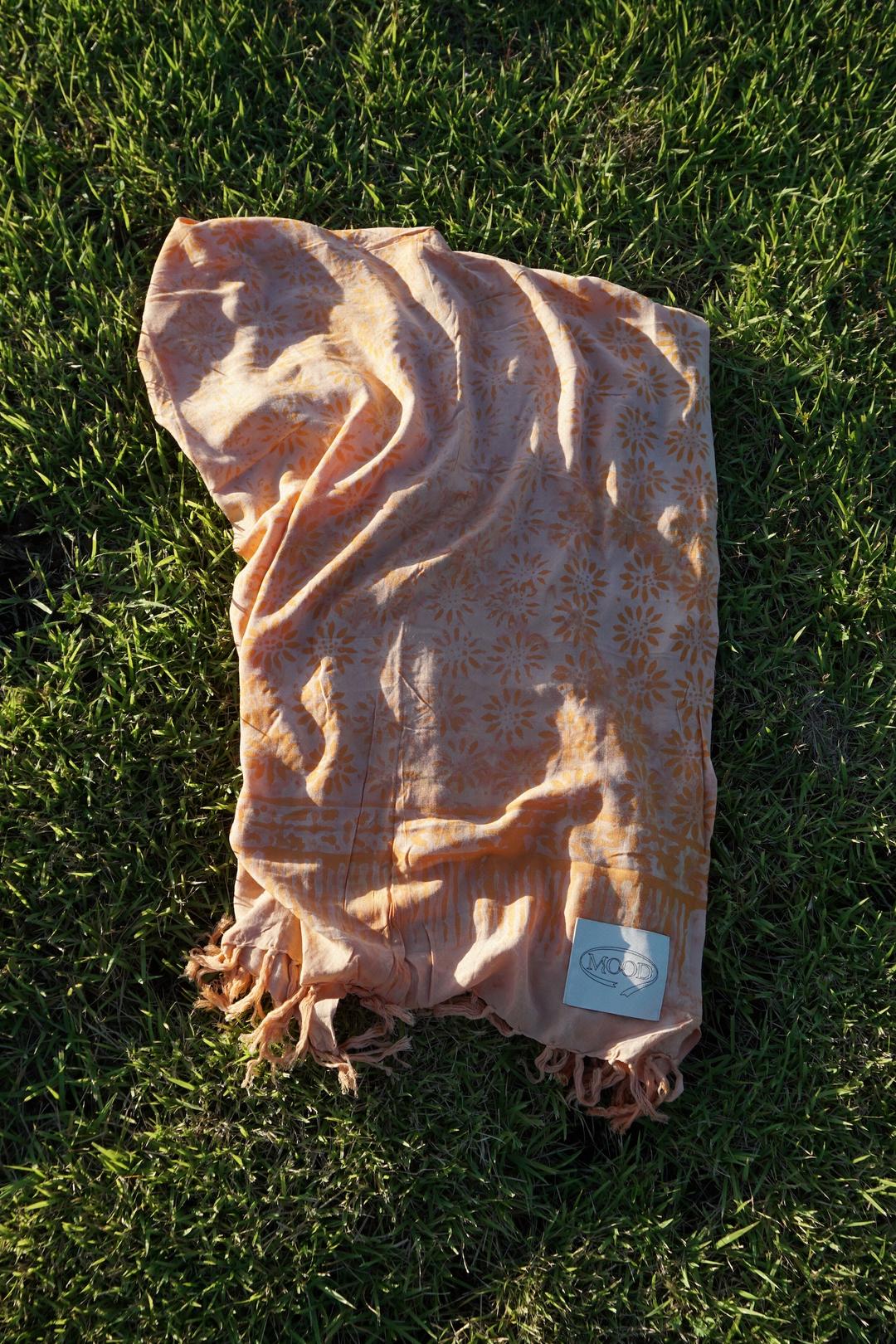 NEW FW ) MOOD SARONG -ORANGE FLOWER