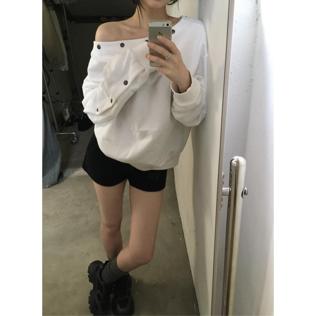 127룸 ﻿[모델소장] Loose Button MTM