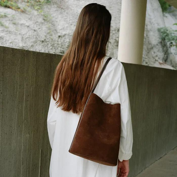 Large Mug shoulder bag Suede Chestnut