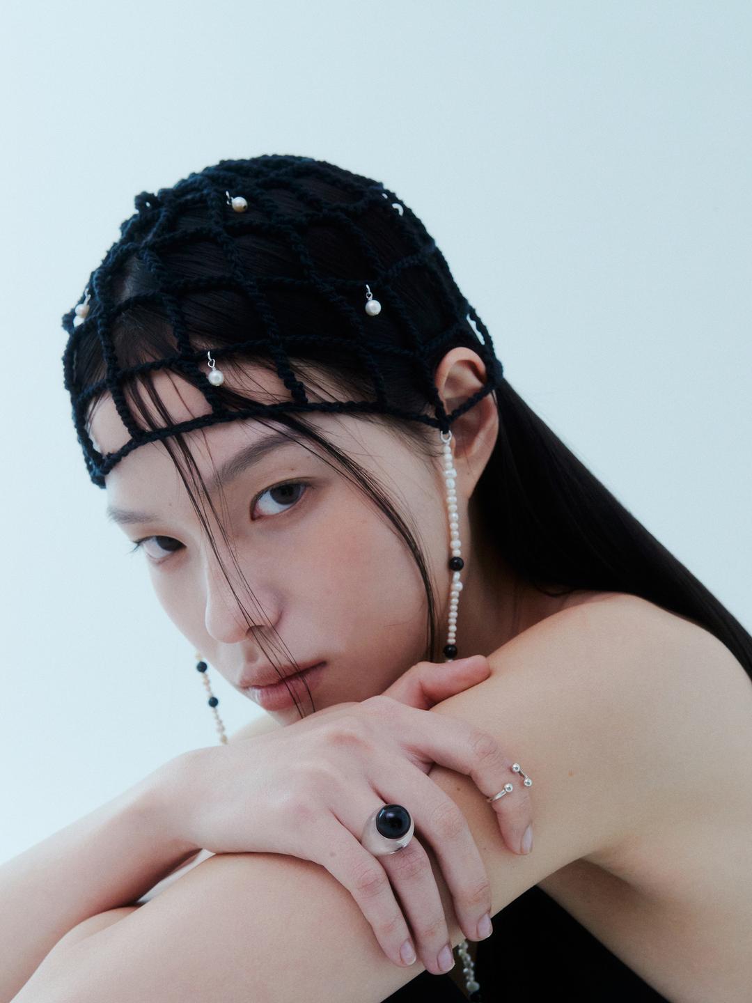 Net pearl beanie