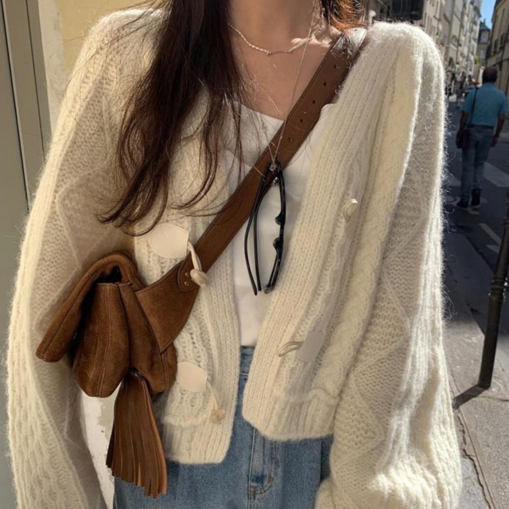 (3-4주소요) 포스터 꽈배기 토글 가디건