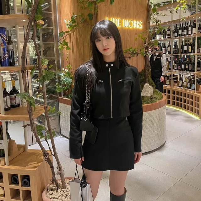 [y2k🖤라이더set-up] 2pcs 바이커 밴드넥 크롭 자켓 + a라인 무지 하이웨스트 뒷 밴딩 미니 스커트 세트 투피스 베이지 카키 블랙 3COL