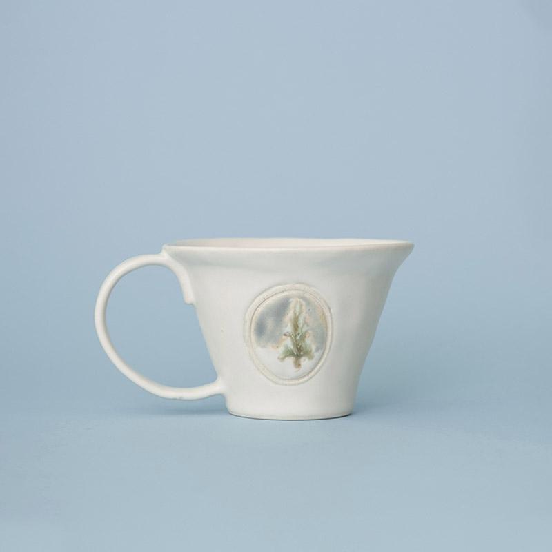 Vignette Cup - Snow covered tree, Biei