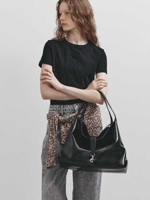 Hailey Large Shoulder in Black UA5SB076-10