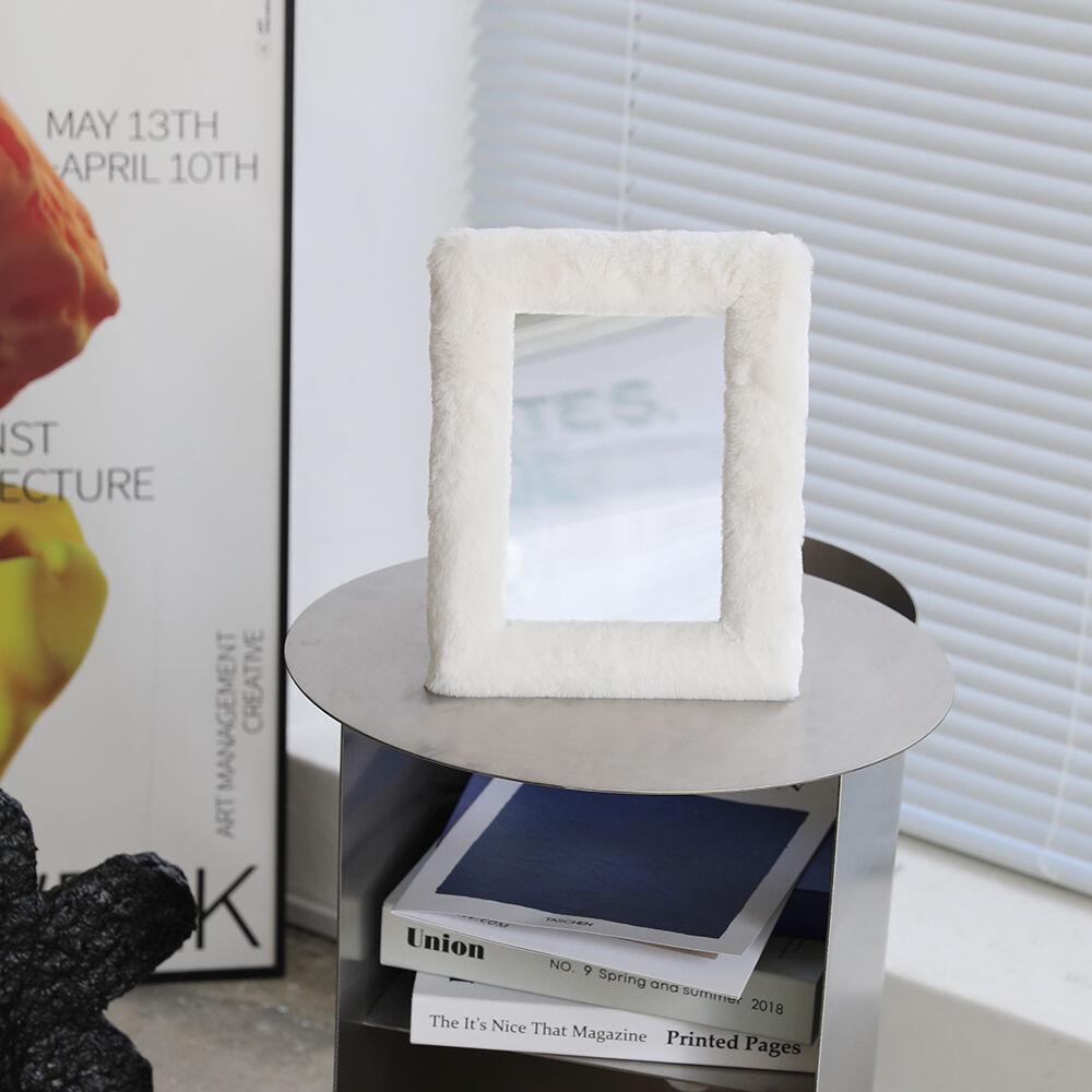 FAUX FUR MIRROR(WHITE)