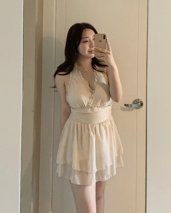 [무료배송]먼로 블링 펄 홀터 리본 프릴 플레어 원피스 수영복 모노키니 3color