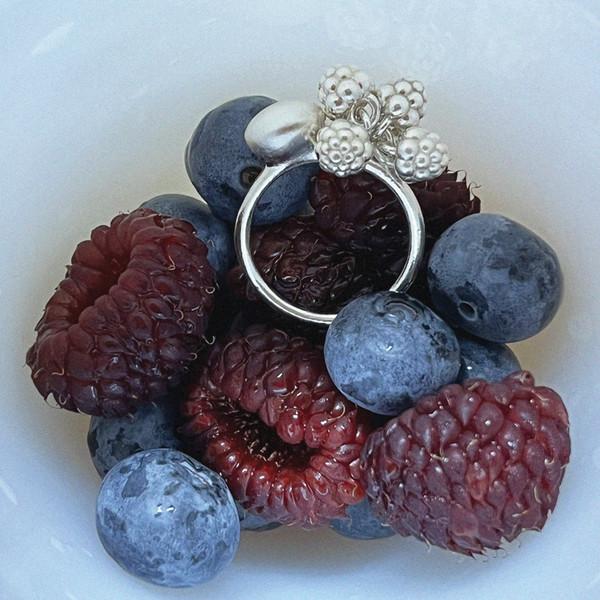 Berry  ring