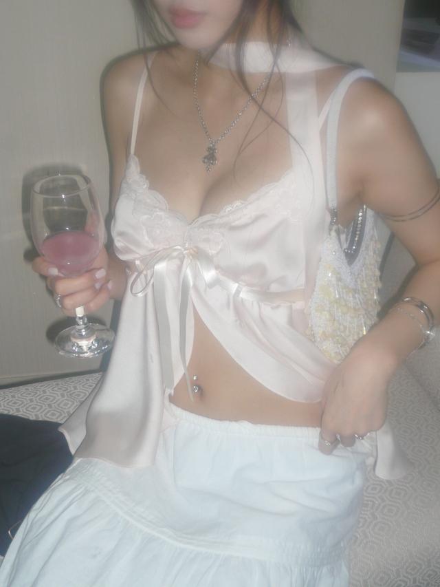 Romantic shimmer top (2color)