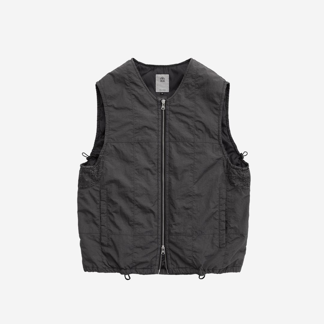 (09.13 PM6:00) grid vest (paisley patched) - gray