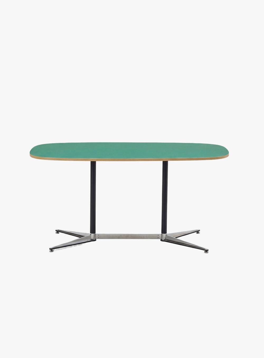 TRATTORIA Table