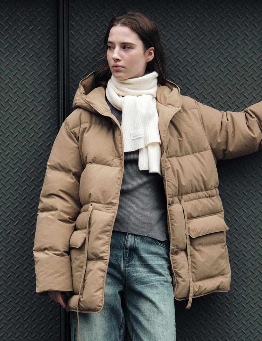 [11/5 예약배송] 덕 다운 스트링 벨티드 하프 패딩 모카 MDJP025MOCHA