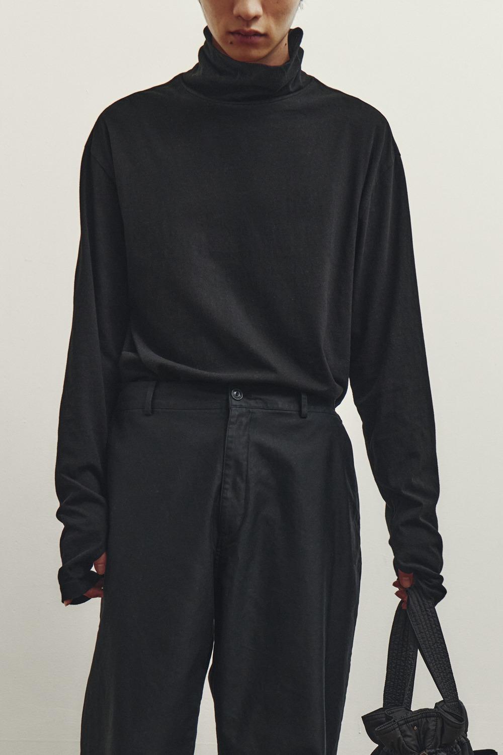 Finger Hole L/S T-shirt
