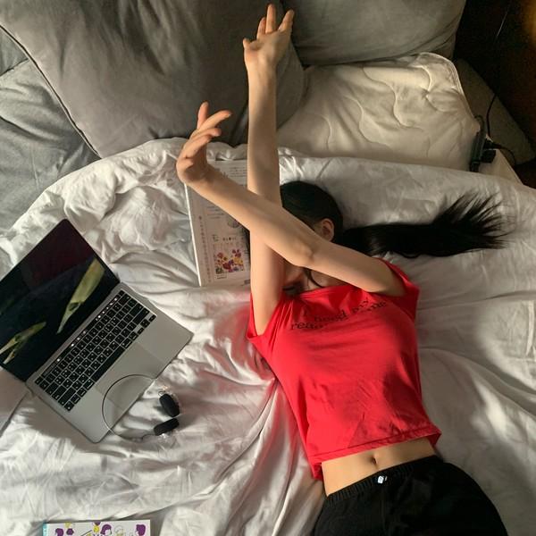 I NEED MY READING TIME!