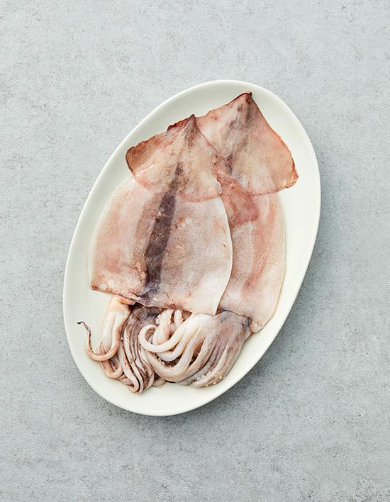 [KF365] 두툼한 국산 손질오징어 600g (냉동)