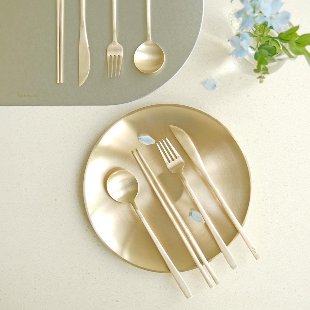 방짜유기 달커트러리2인 세트+누빔수저집