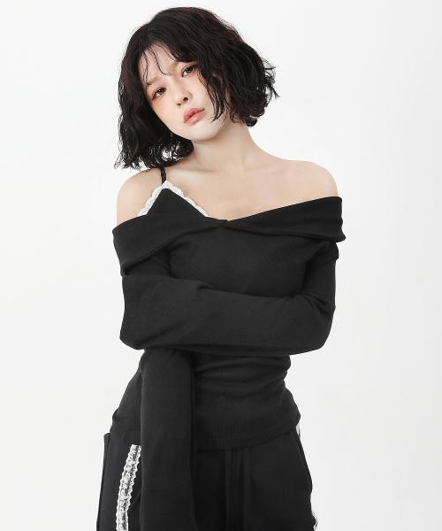 레이스 오프숄더 슬림 티셔츠