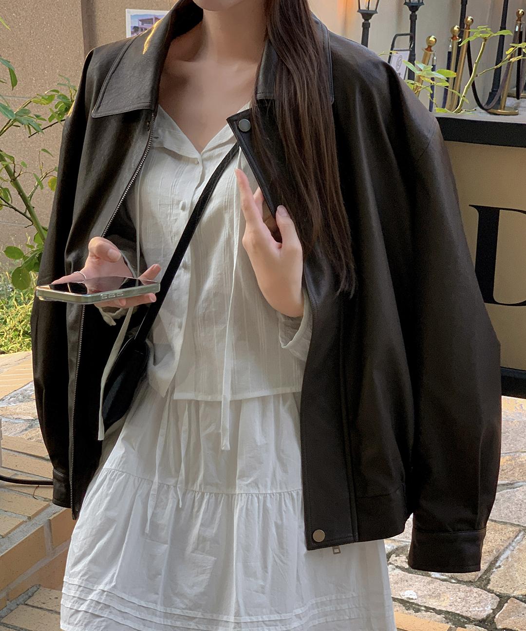 케이클럽 [MADE]바오 데일리 오버핏 레더 자켓 (S-L/데일리룩/출근룩/개강룩/봄자켓/봄아우터/카라자켓/루즈핏자켓/가죽자켓)