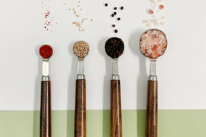 우드핸들 스텐 계량스푼 4p 계량스푼세트 키친툴 홈베이킹