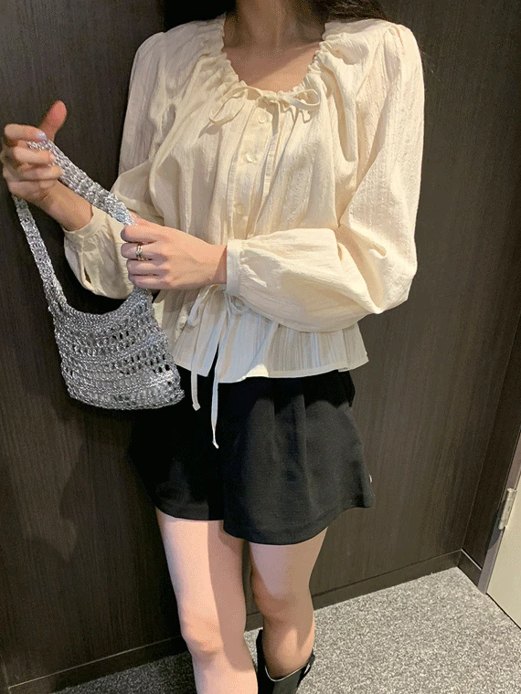 [주문폭주]더블 스트링 리본 블라우스