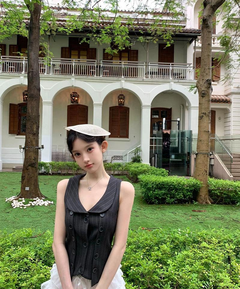 카라 트리플버튼 베스트 탑