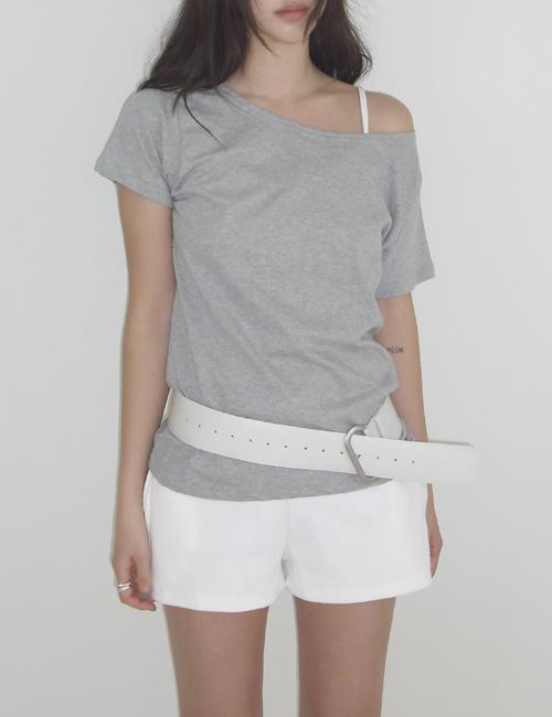 loose short sleeve top