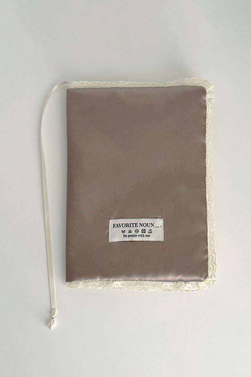 Noah Book Cover_Mud