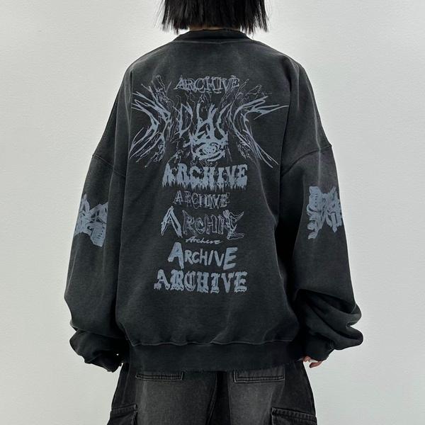 아카이브 메탈 박스 맨투맨