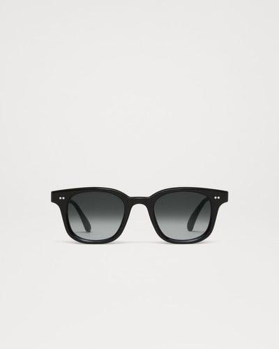 02 Black Gradient