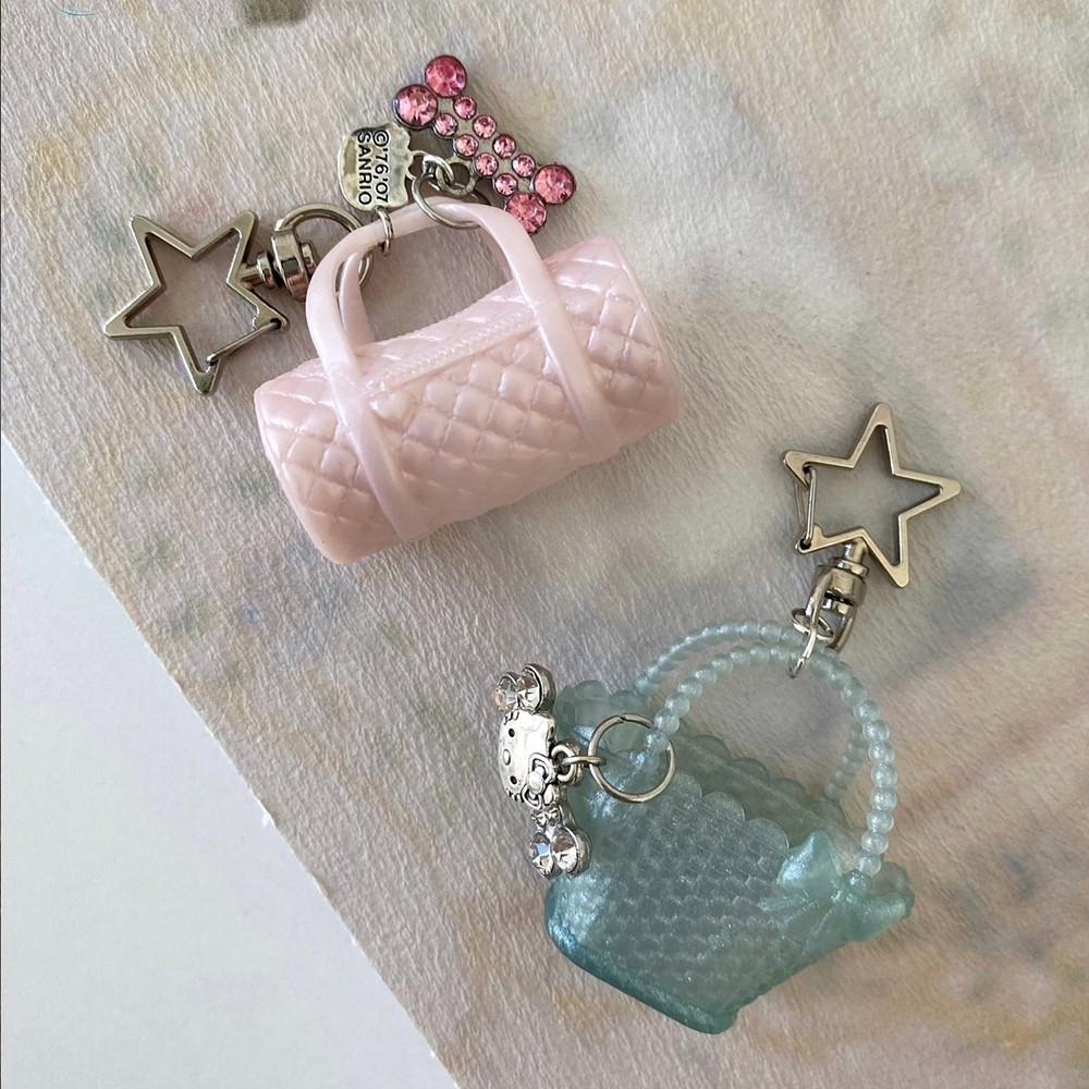 Kitty On Bag keyring 키티키링참 가방키링