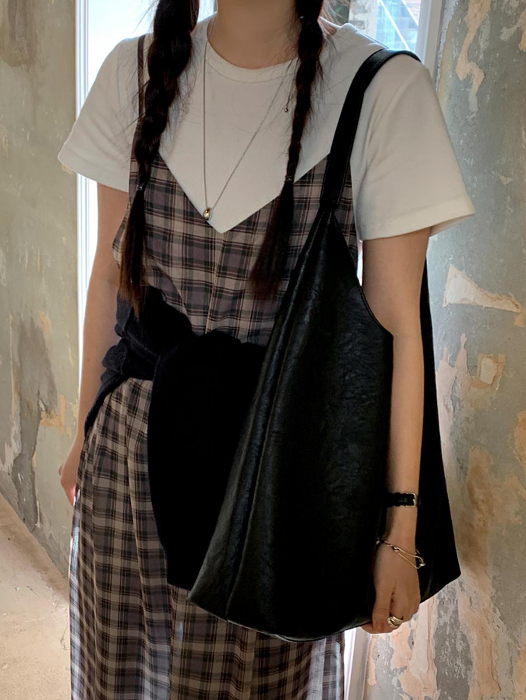 triangle shoulder bag (2color)