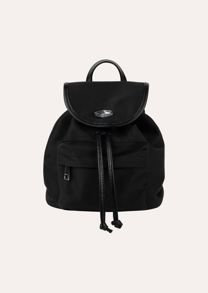 [1907] [PLASTIC] Vegan Backpack (black)