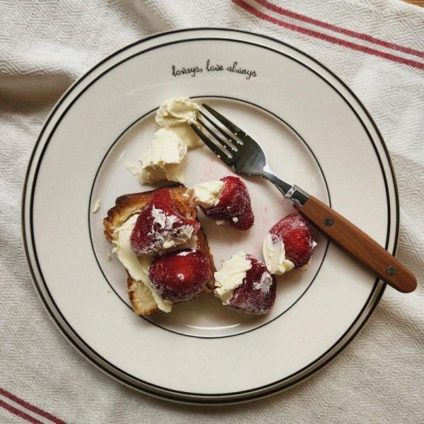 주문제작 각인 이니셜 영문 레터링_프렌치무드 플레이트