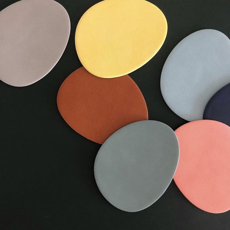 르엔미 조약돌 양면 가죽컵매트