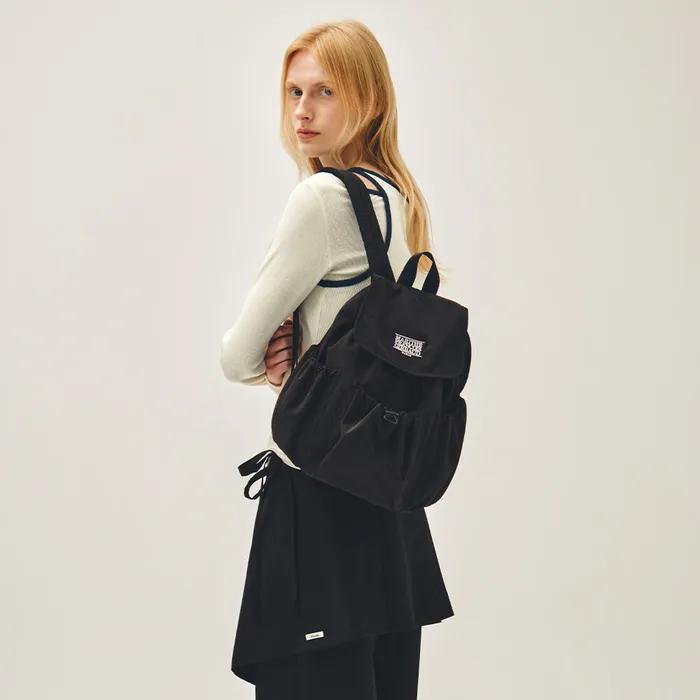CLASSIC LOGO STOPPER POCKET BACKPACK black