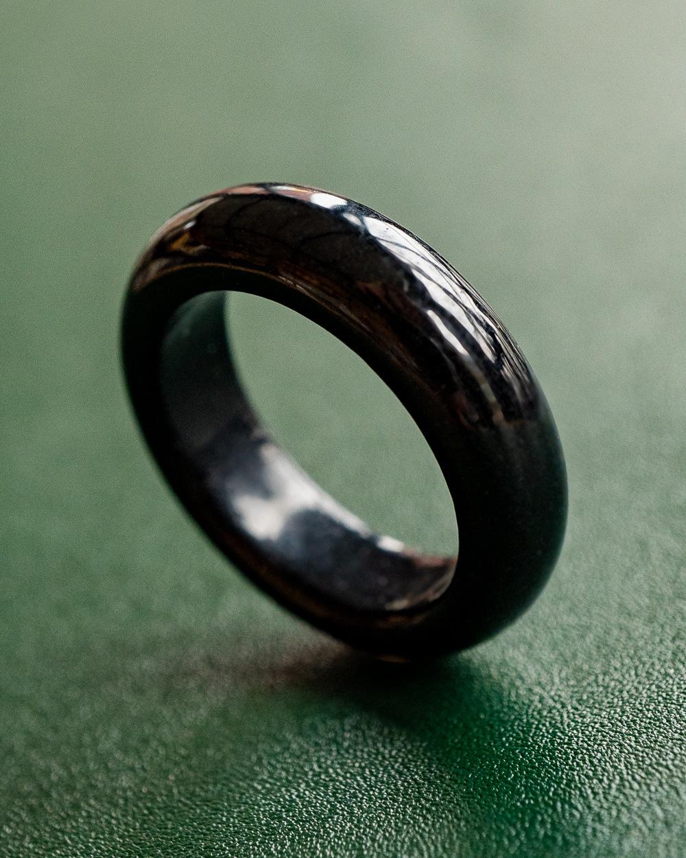 A 제이드 흑옥 옥반지 Deep Black Jade Ring