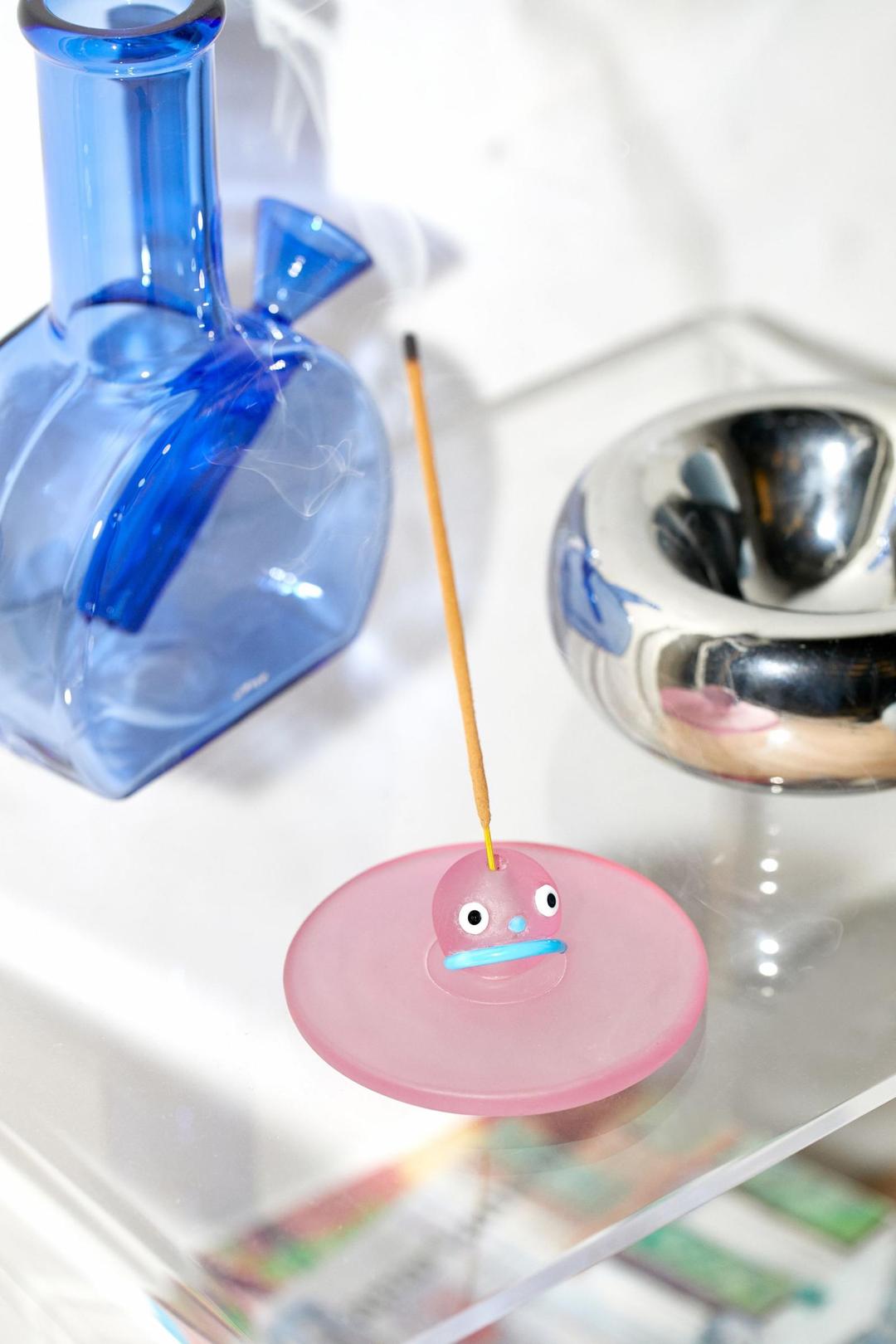 구피 페이스 인센스 홀더