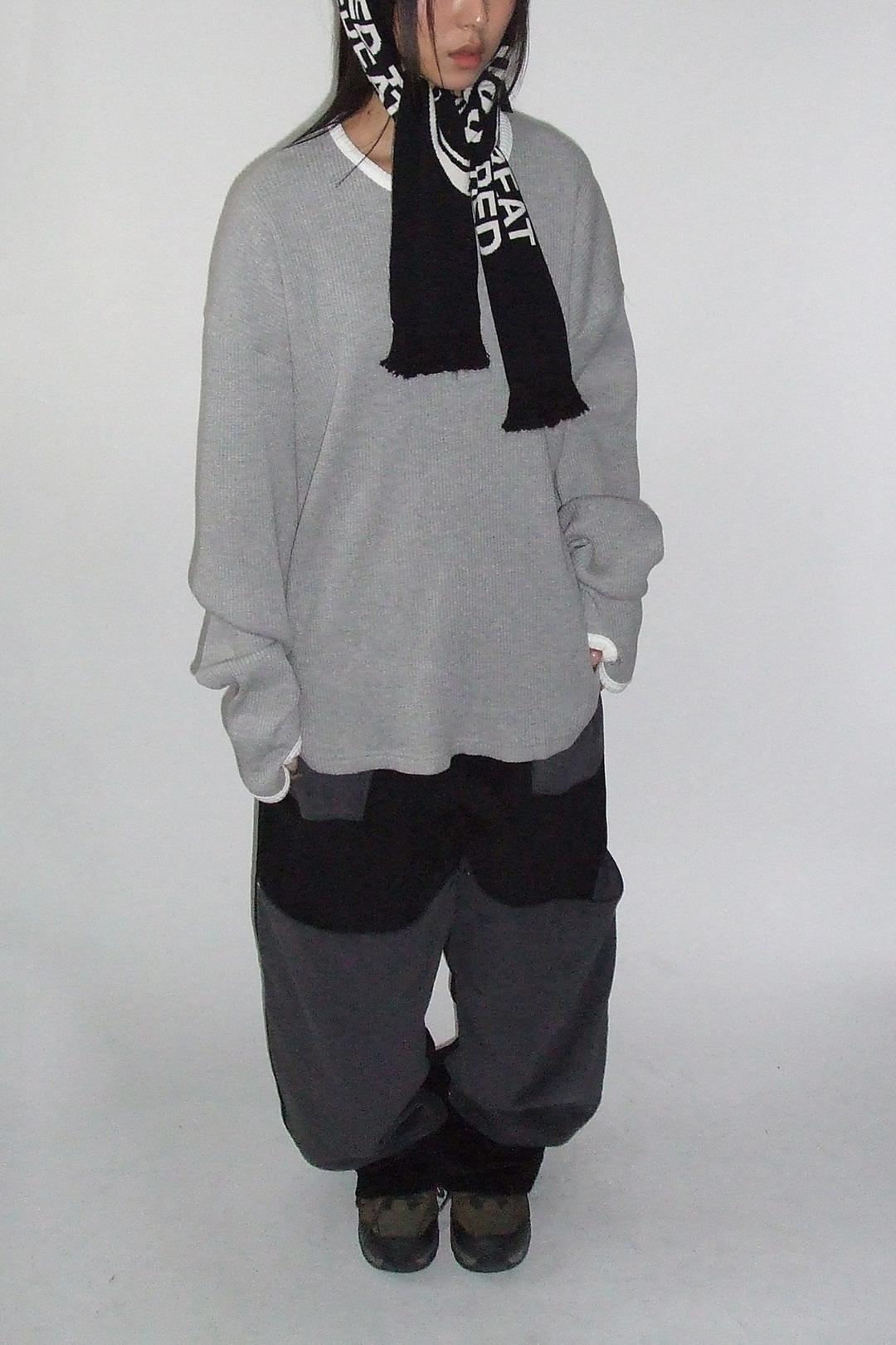 FINGER HOLE RINGER TEE