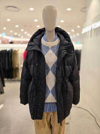 이런 상품 어때요? [스튜디오톰보이] 허리스트링후디립스탑 다운점퍼 9104414033