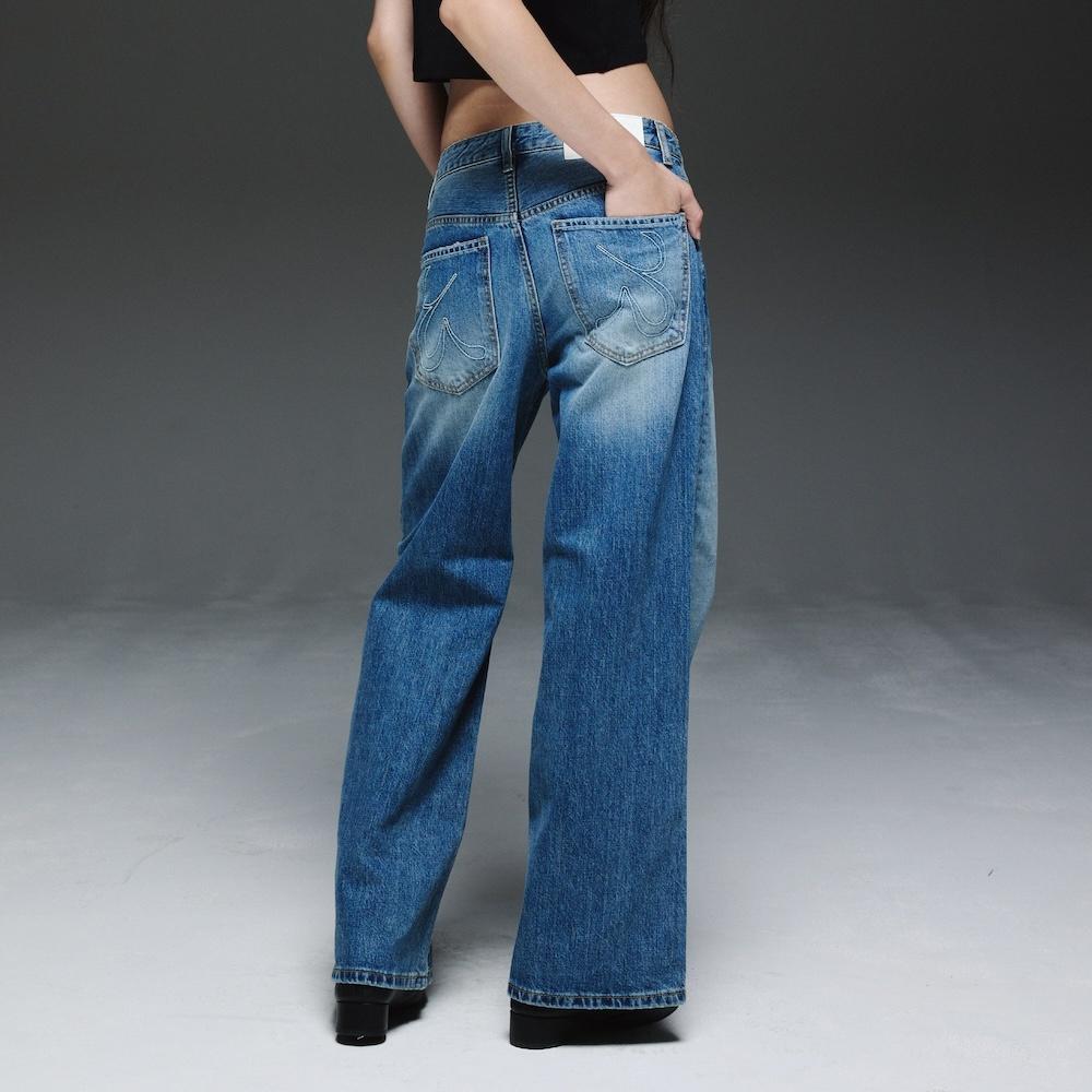 THE HANNAH JEANS (BLUE)