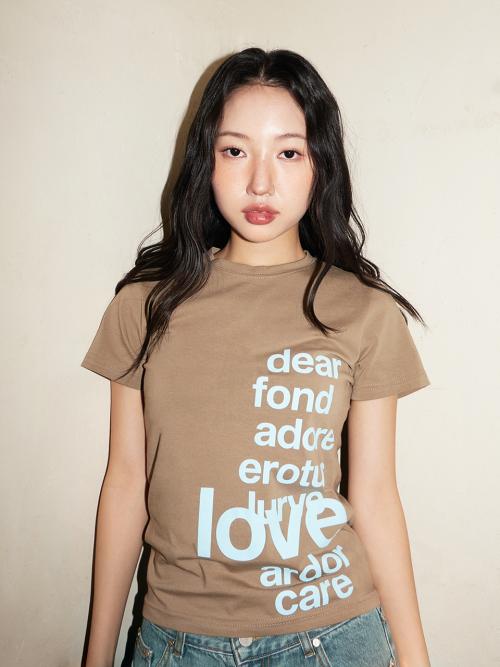 레터링 티셔츠, 브라운