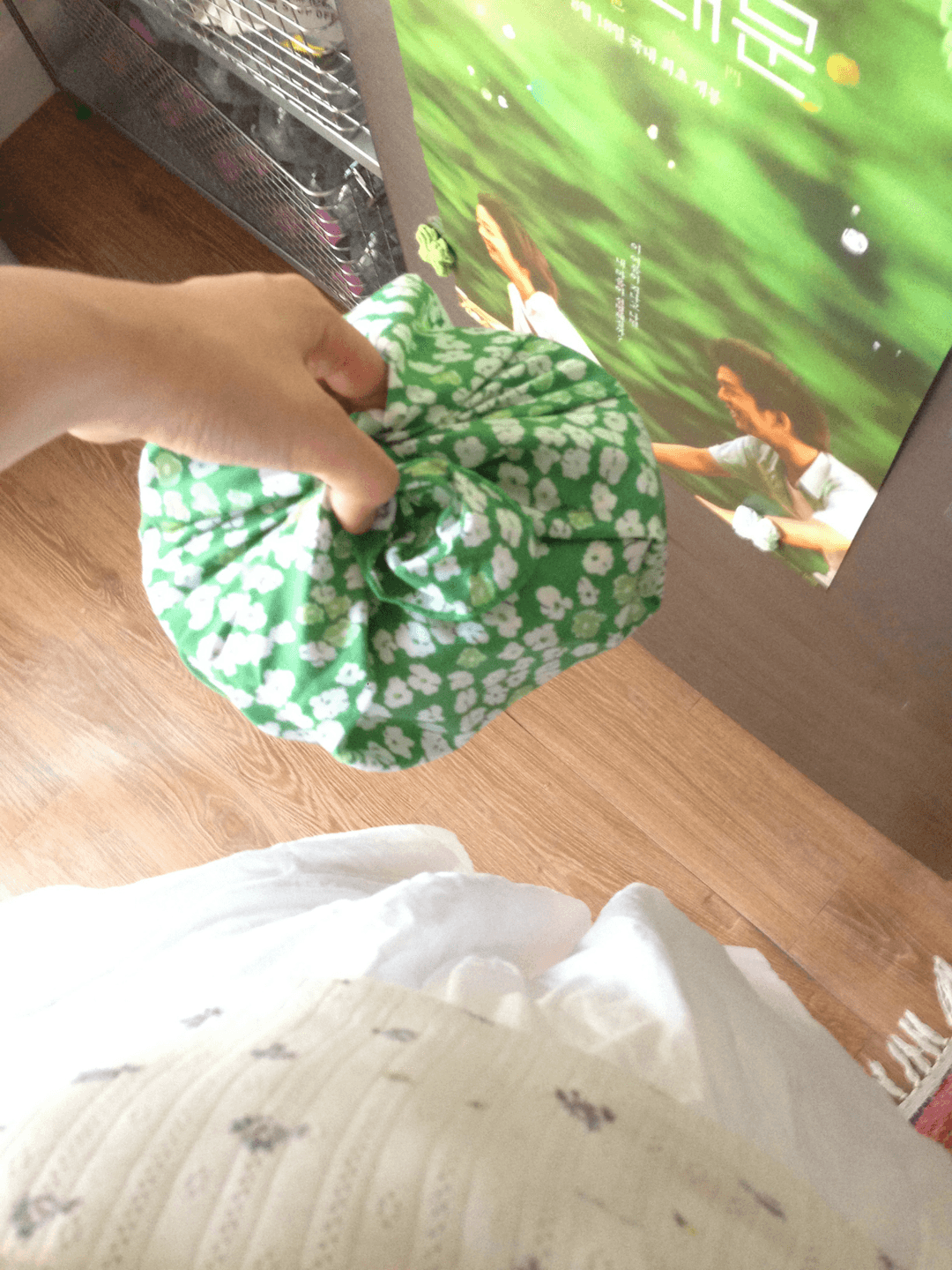 초록에 피어난 꽃 보자기