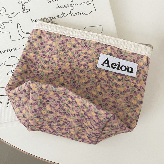 Aeiou Basic Pouch (M size)Grandma Flower Corduroy Purple