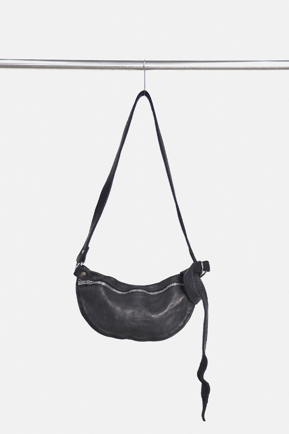 Q100 Soft Horse Full Grain Belt-Bag - Blkt