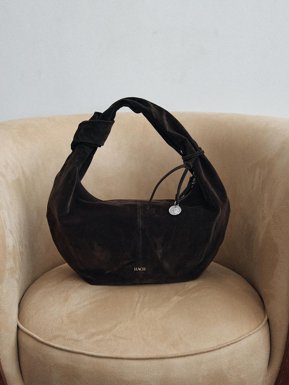 VINTAGE VELVET TWIST STRAP MINI BAG [DARK BROWN]