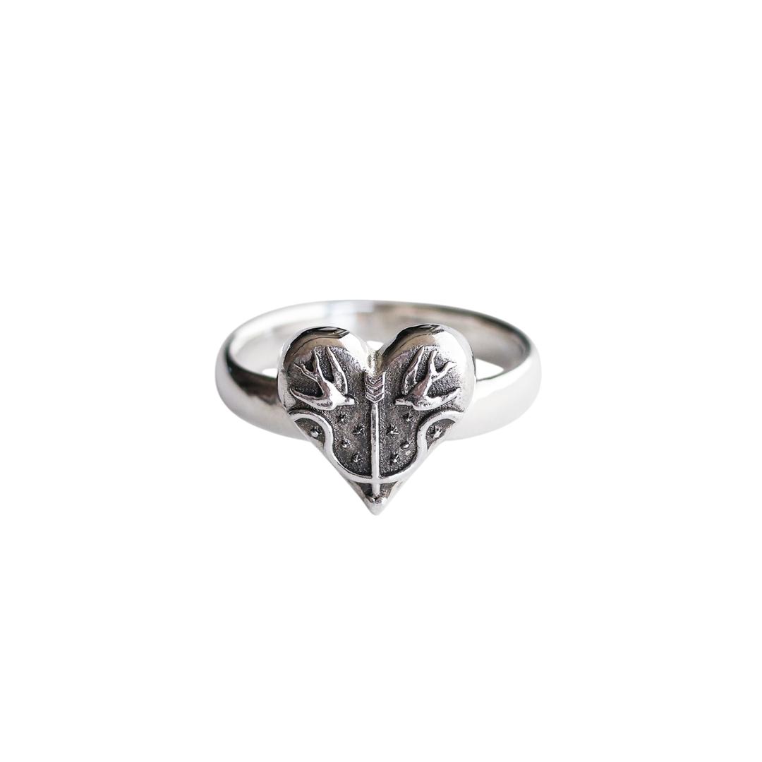 HEART CHASER ring