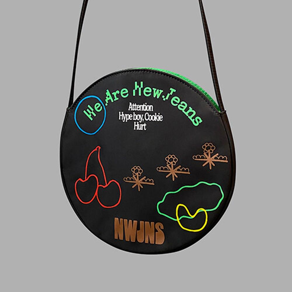 뉴진스 - NewJeans 1st EP 'New Jeans' Bag [(Black) ver.][한정반]