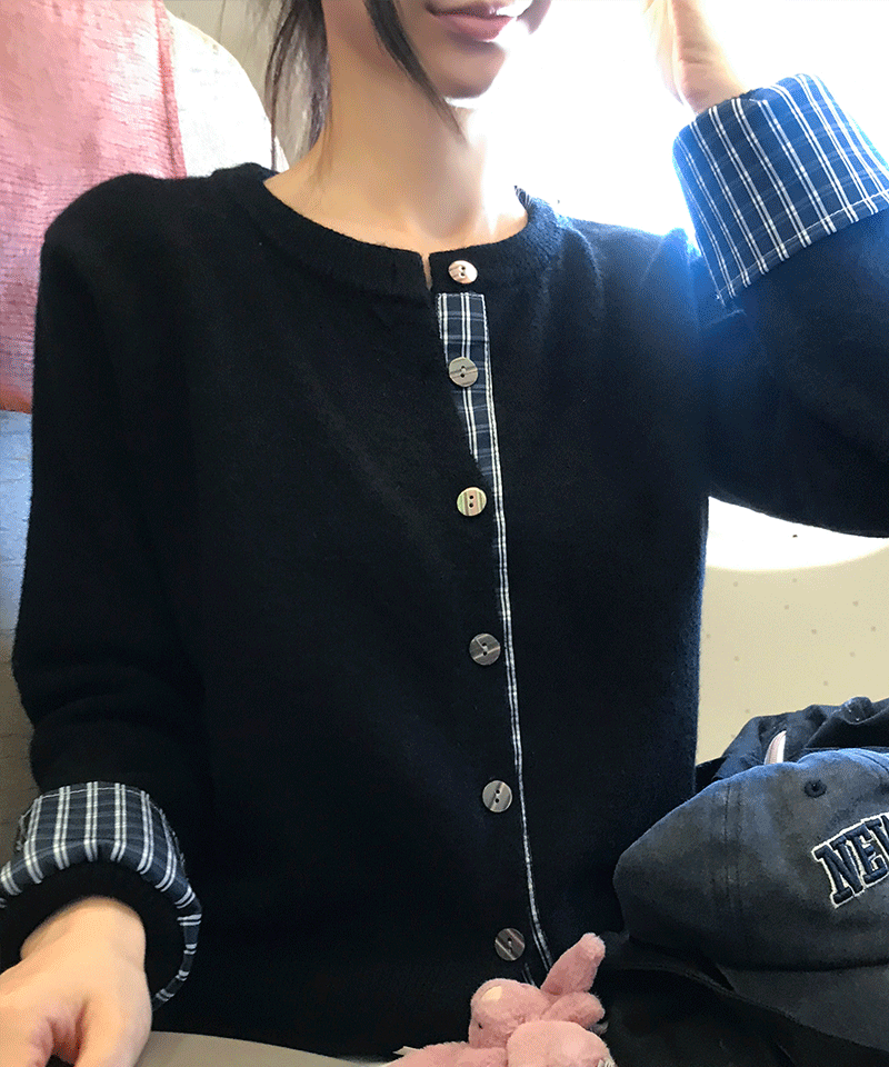 파스텔타임 🖤일체형🖤긱시크 체크 셔츠 레이어드 니트 가디건 (하객룩/데이트룩/데일리룩/소개팅룩/겨울)