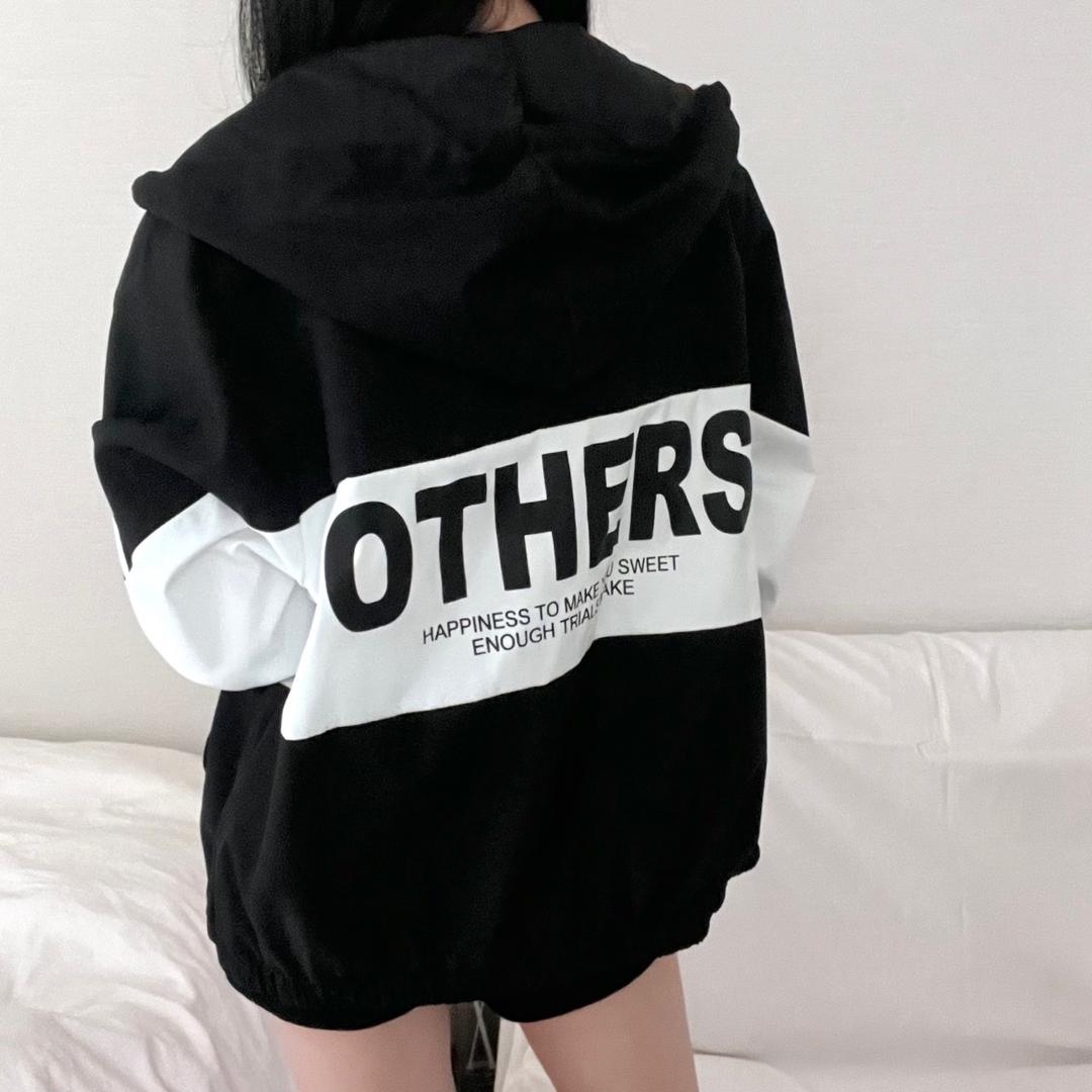[신상/1+1할인/간절기바람막이/윈드러너/트레이닝] 데일리 여름 레터링 아더 바람막이 4color