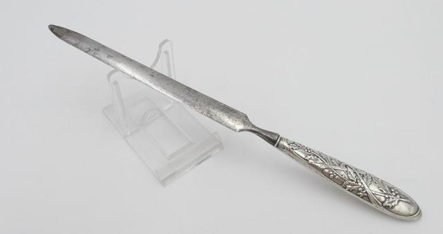 around 1900 Silver letter opener Vines Silver 800